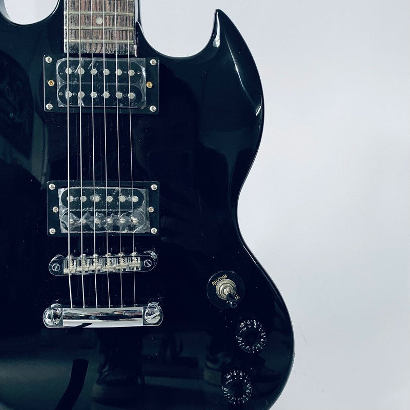 Harley Benton Gloss Black Guitar, Mahogany Body Maple Neck, Rosewood F