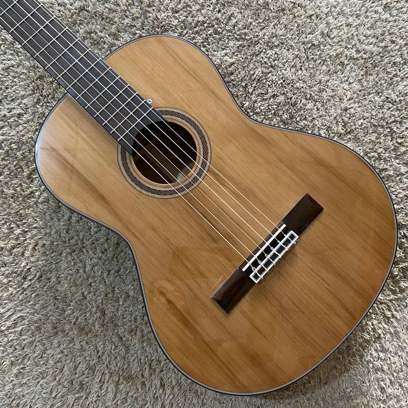 39 Inch Classical Guitar, Red Pine Mahogany Body, Rosewood Fingerboard