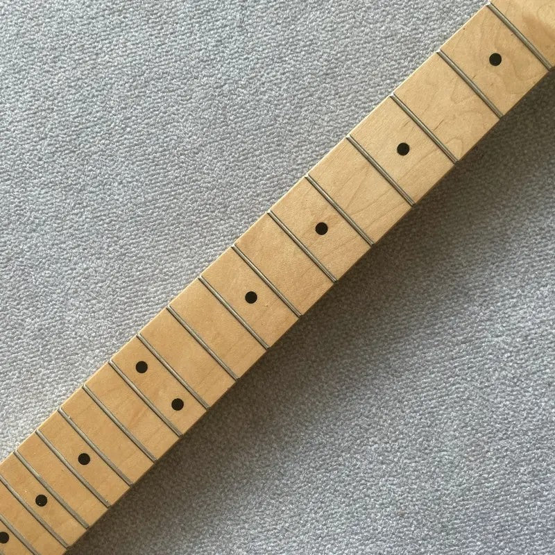 Electric Guitar Maple Wood Neck, Maple Fingerboard 22 Frets, Silver Tu