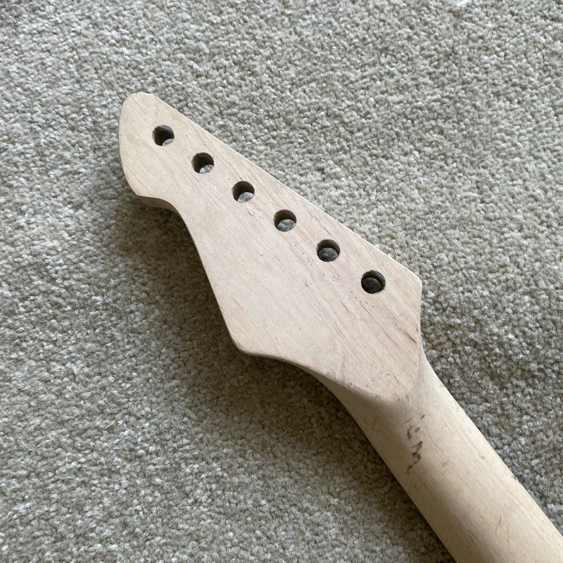 Peavey Electric Guitar Maple Wood Neck, Rosewood Fretboard
