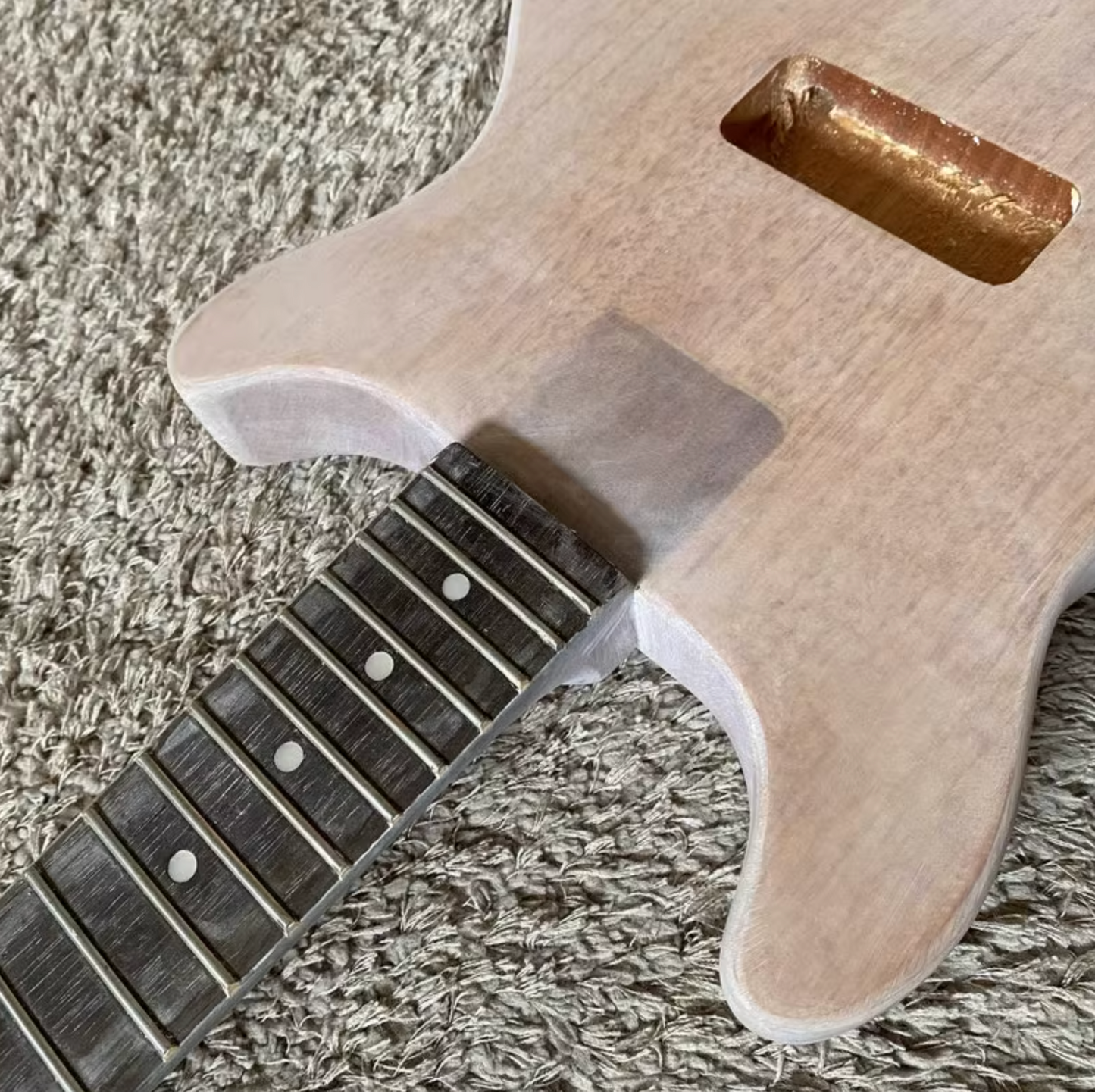 1 Set Mahogany Guitar Body, Rosewood Fretboard Neck Fit Les Paul Junio