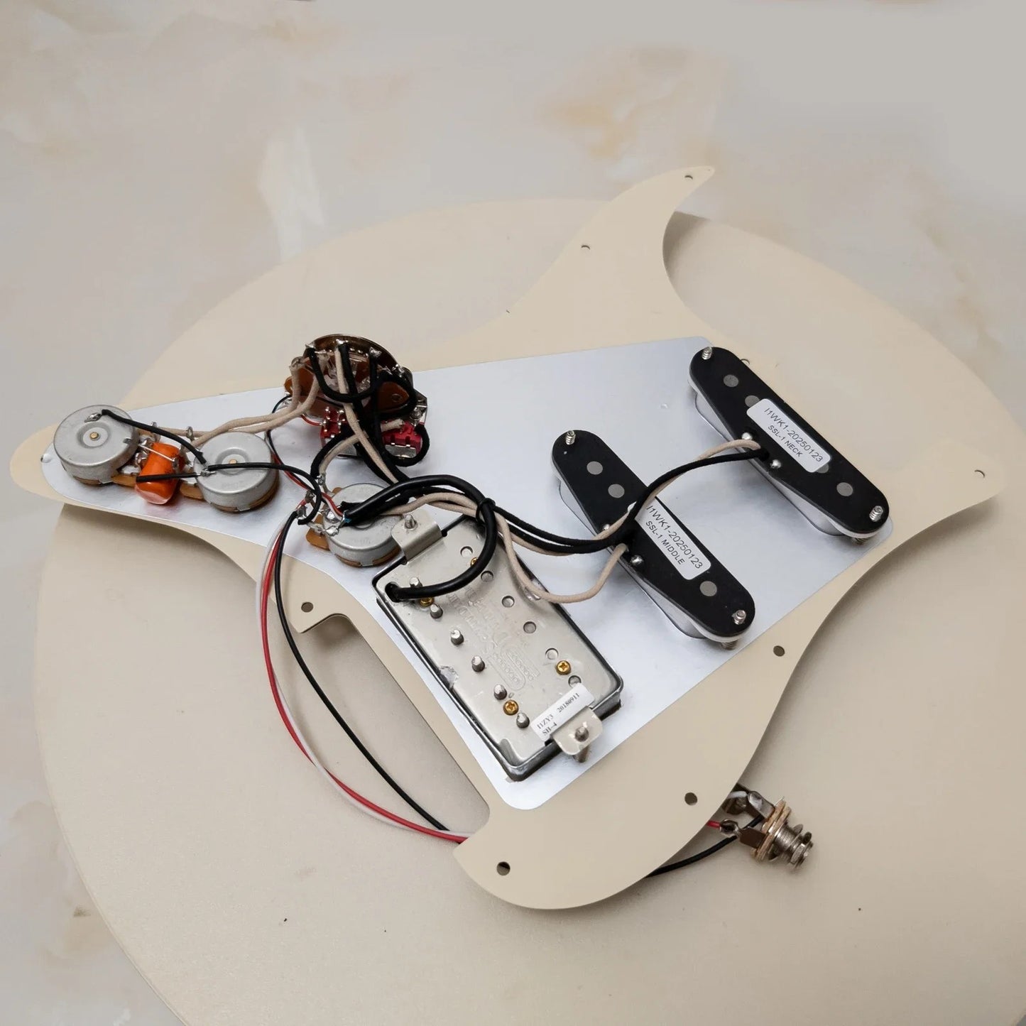 HSS Cream Guitar Loaded Prewired Pickguard Plate, Alnico Pickups Fit S