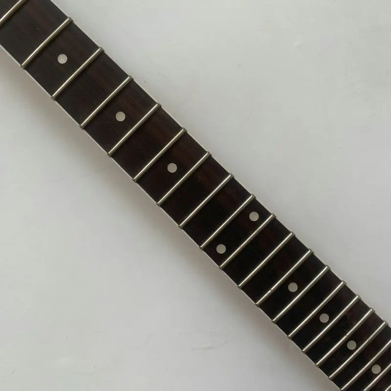 Jackson Guitar Maple Neck, Rosewood Fingerboard 22 Frets Fingerboard