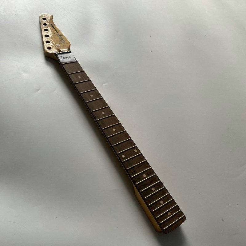 Roxy Groove Guitar Glossy Finish Maple Wood Neck, Rosewood 22 Frets Fi