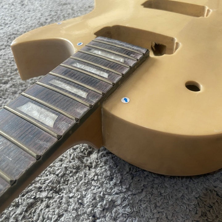 1 Set Basswood Guitar Body with Maple Neck, Rosewood Fingerboard Fit L