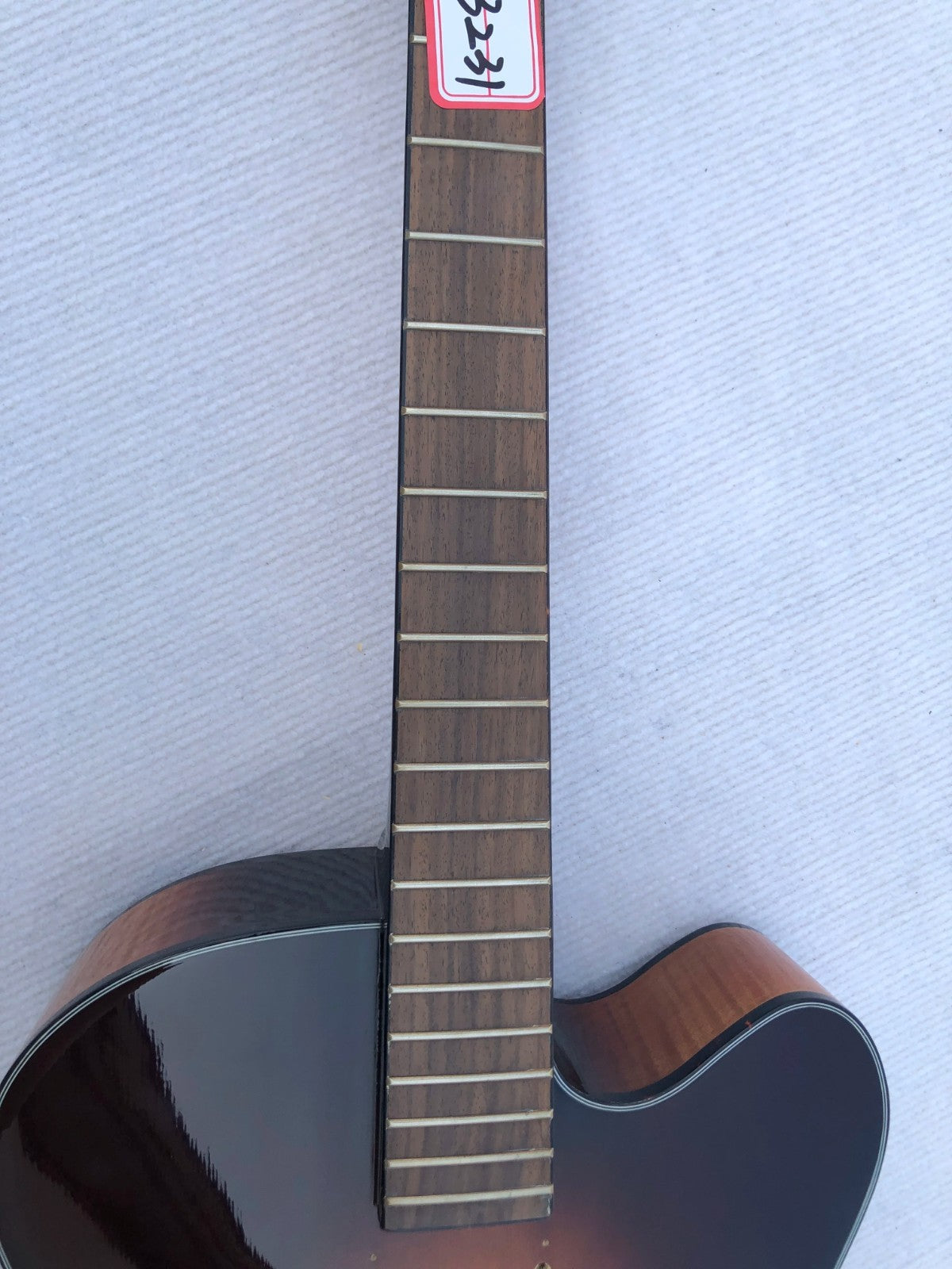 Washburn Sunburst Hollow Body Jazz Guitar with Maple Neck, Rosewood Fi
