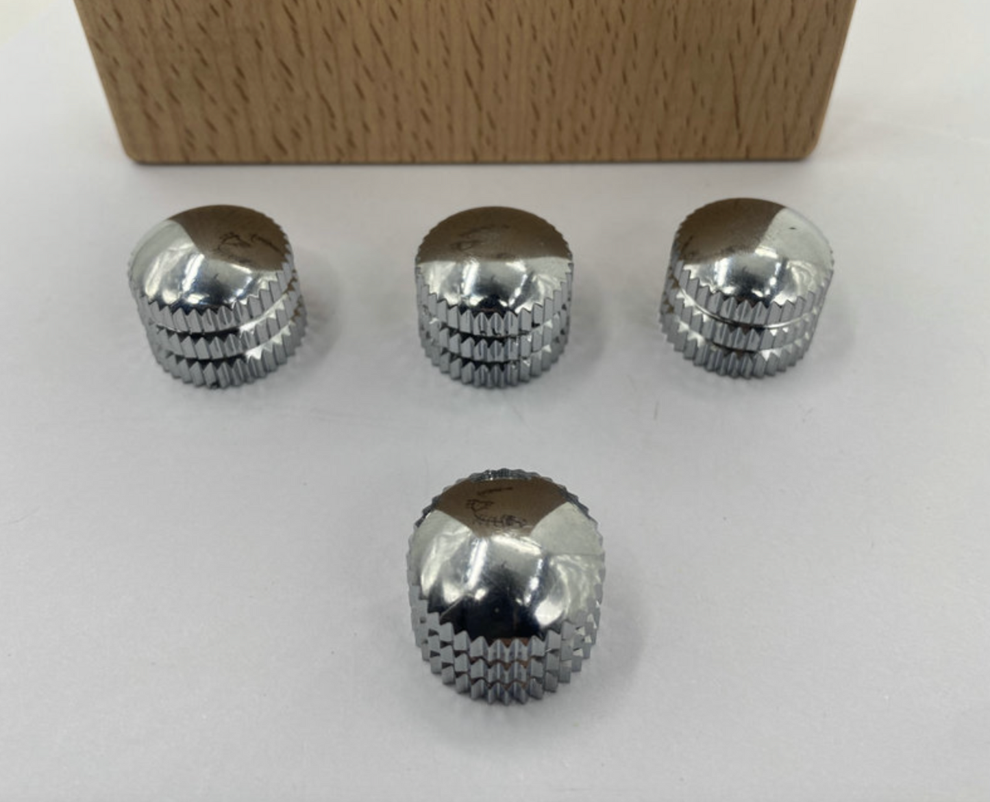 4pcs Chrome Knurled Guitar Bass Knobs Fit Jackson,Fender,Peavey,Aria,W
