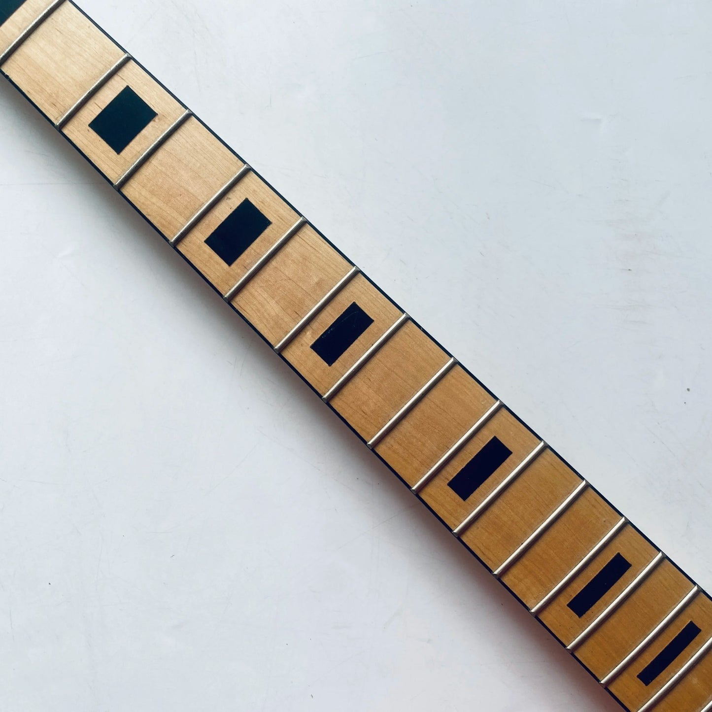 Keiper 4 String Bass Maple Neck, Rosewood 20 Frets Fingerboard