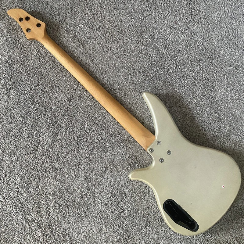 4 String Electric Bass Metallic Basswood Body, Maple Neck, Rosewood Fi