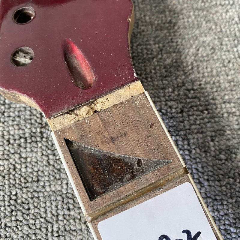 Dame Red Electric Guitar Maple Neck, 24 Frets Rosewood Fingerboard