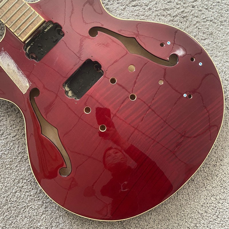 Red Glossy Semi Hollow Jazz Guitar Body Mahogany Neck, 22 Frets Finger