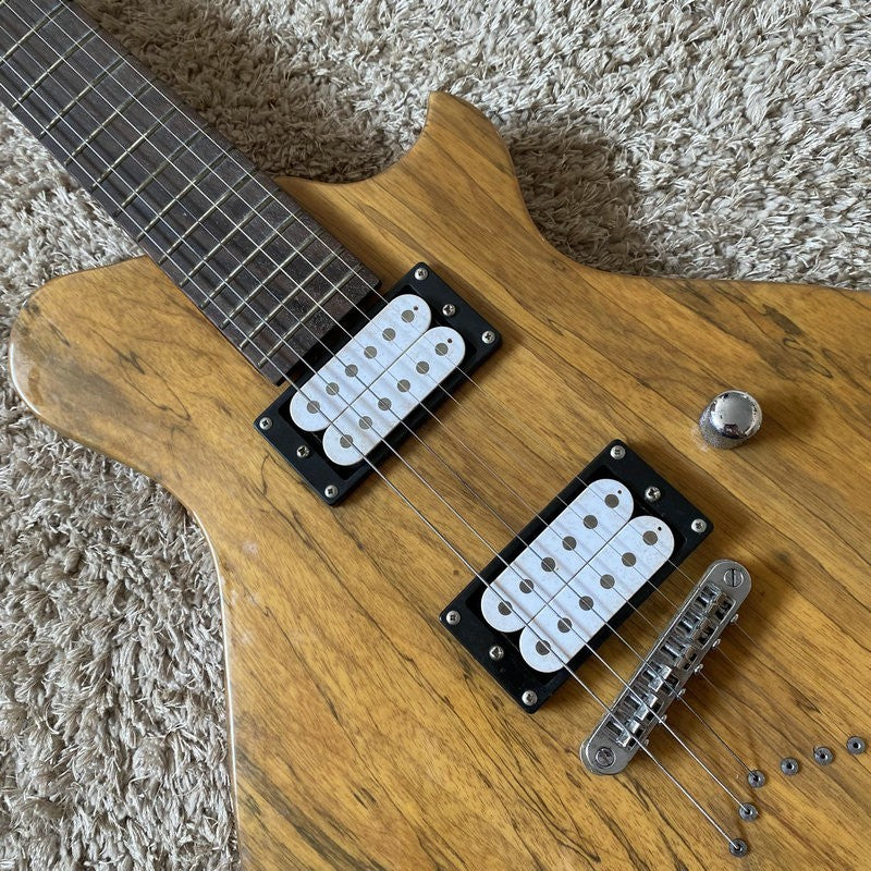 Sakura Guitar, Single Cut Maple Veneer Top Mahogany Body, Rosewood Fin