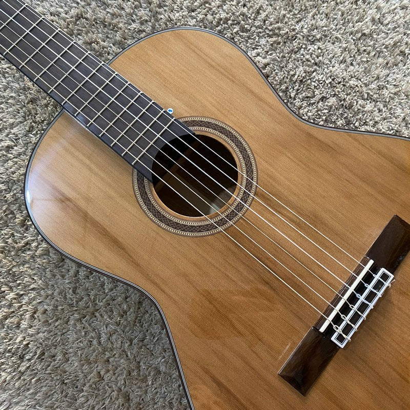 39 Inch Classical Guitar, Red Pine Mahogany Body, Rosewood Fingerboard