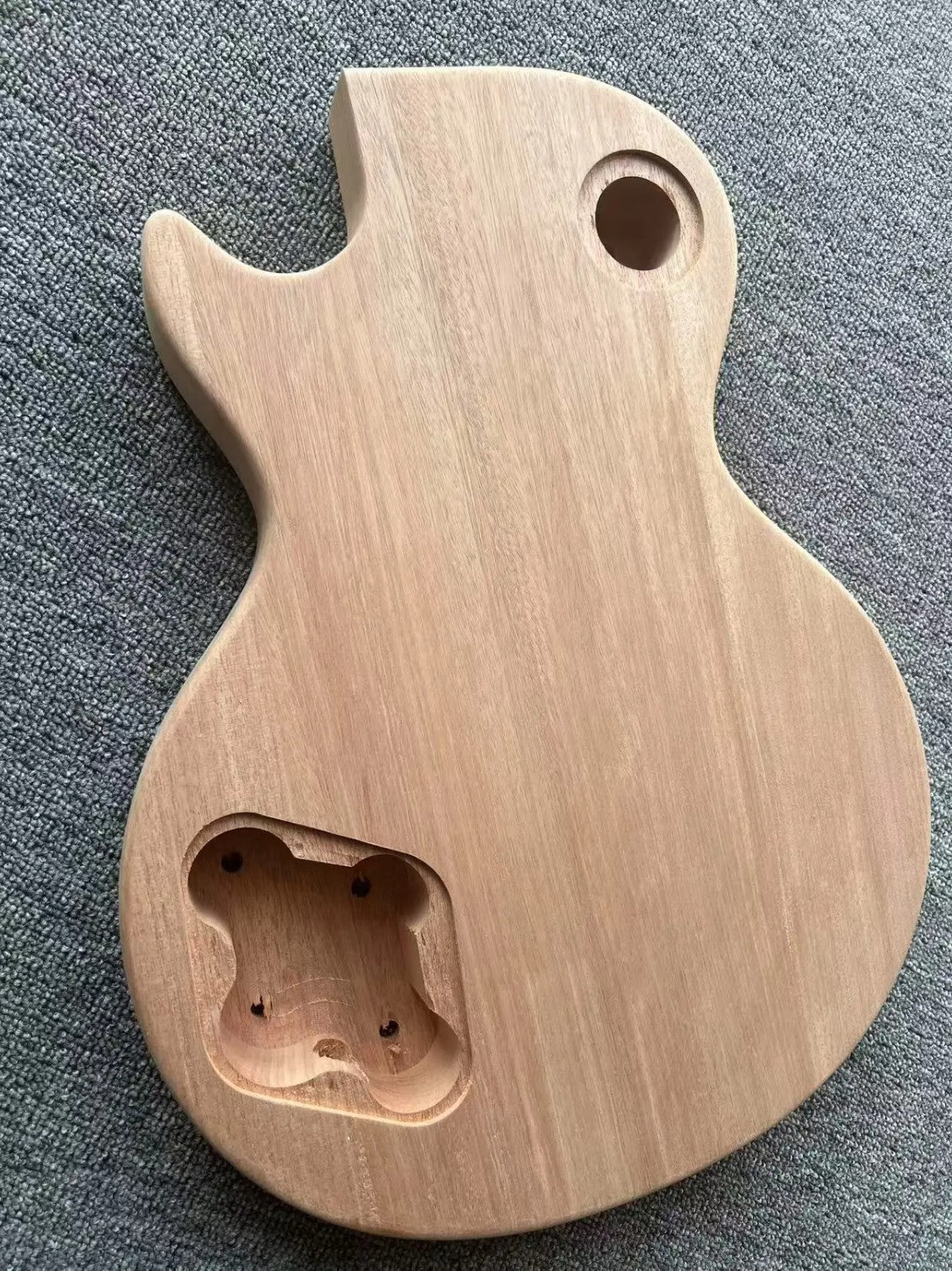 Single Cut Mahogany Guitar Body, P90s Pickups, Rosewood Fretboard Neck