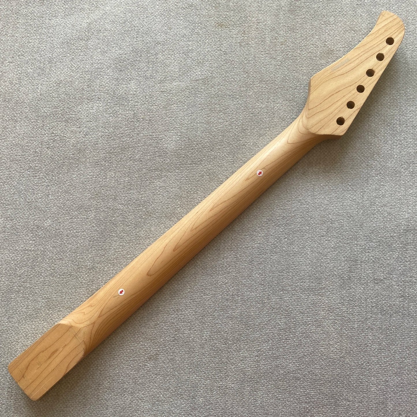 Xaviere Electric Guitar Maple Wood Neck, 22 Frets Fingerboard Fretboar