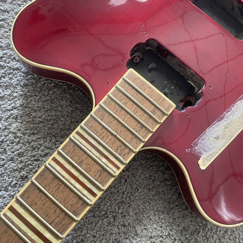 Red Glossy Semi Hollow Jazz Guitar Body Mahogany Neck, 22 Frets Finger