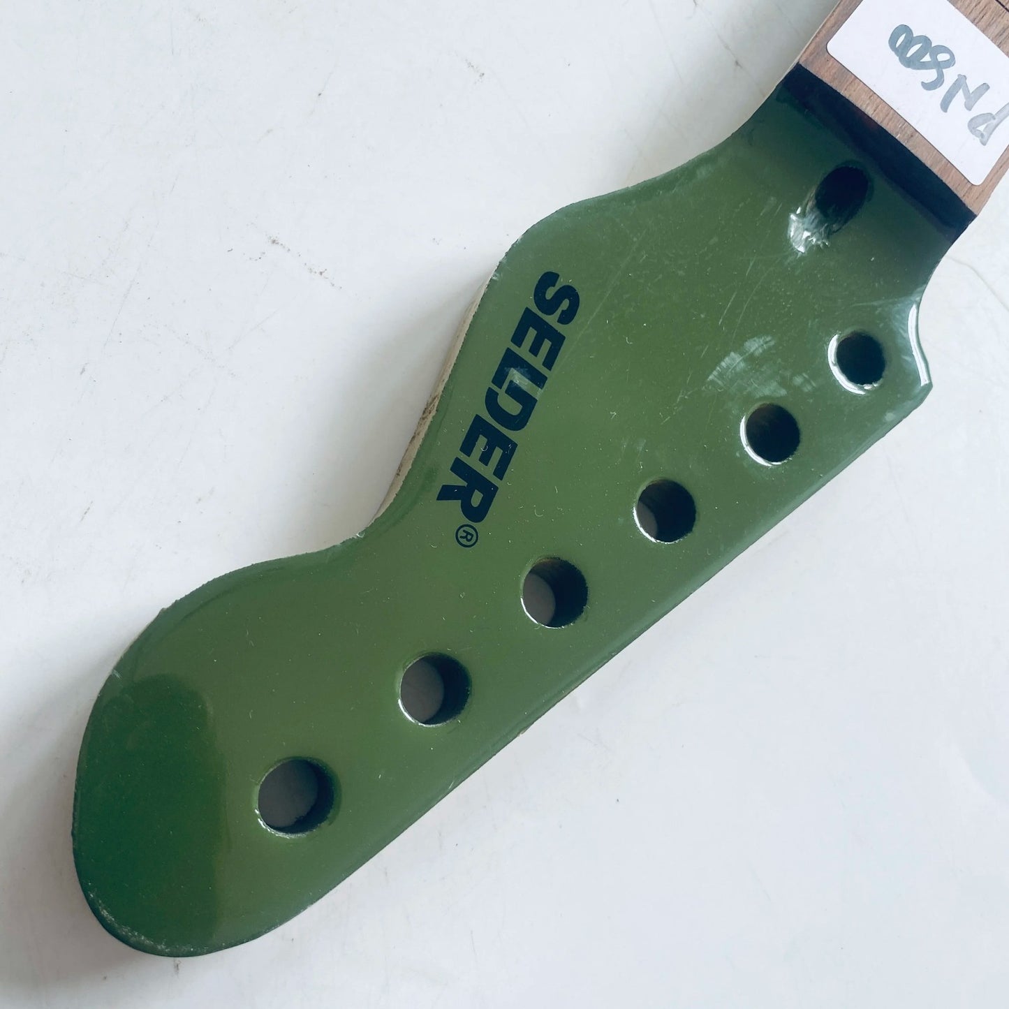 Green Headstock Guitar Maple Wood Neck, Rosewood 22 Frets Fingerboard
