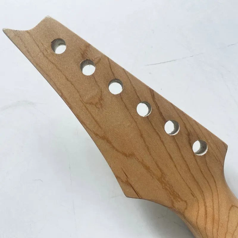 White Electric Guitar Maple Wood Neck, Rosewood 24 Frets Fingerboard