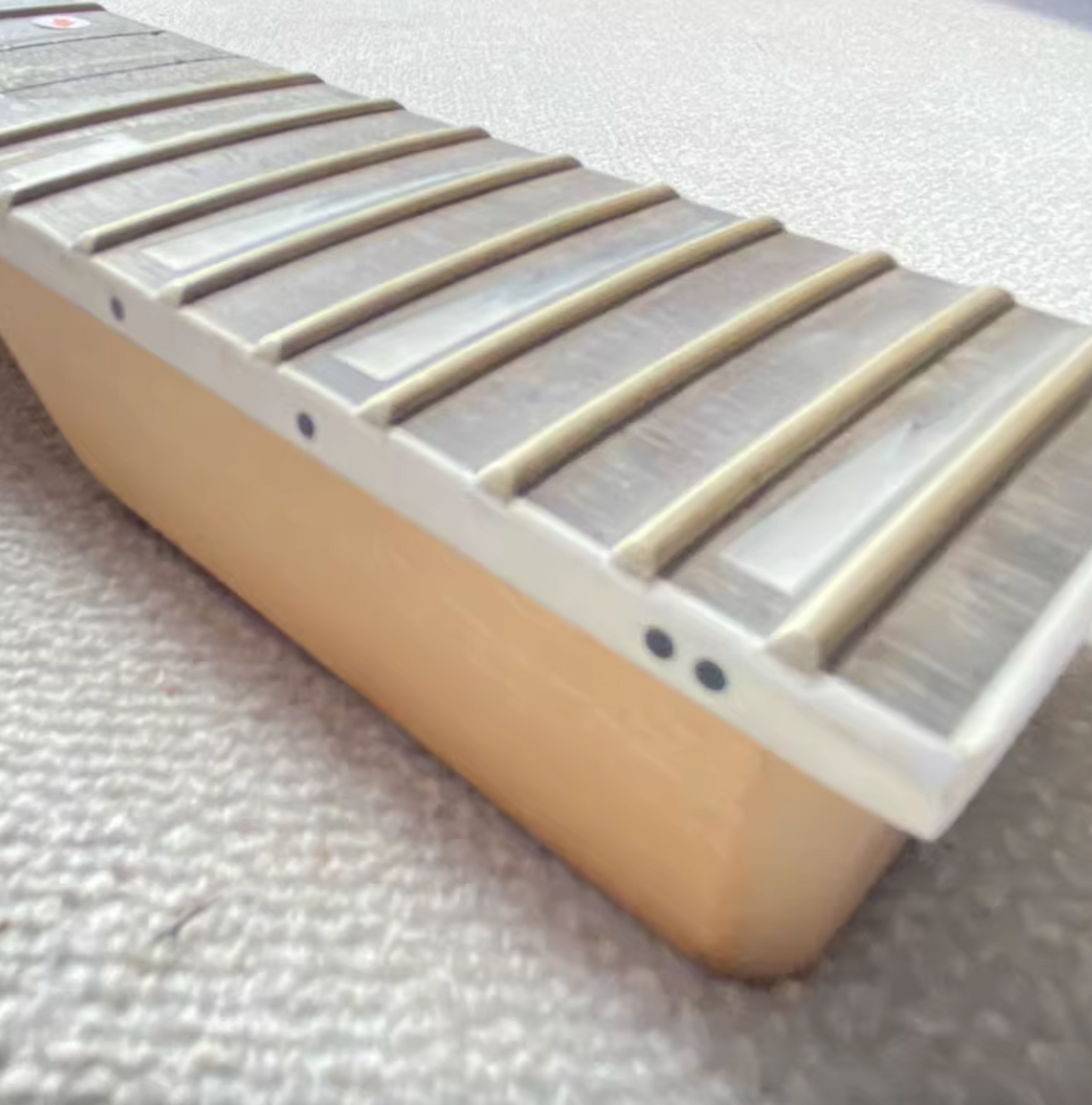 Ibanez GIO Series Guitar Maple Neck, Rosewood Fingerboard 24 Frets
