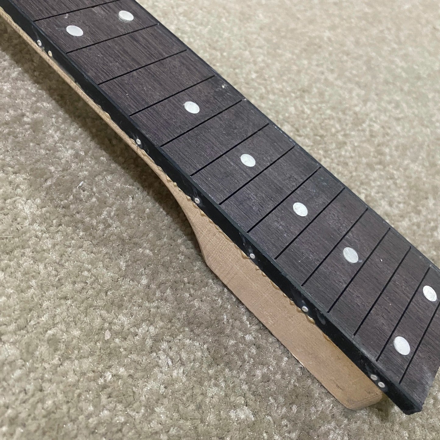 Guitar Maple Wood Neck, Custom 24 Frets Rosewood Fingerboard