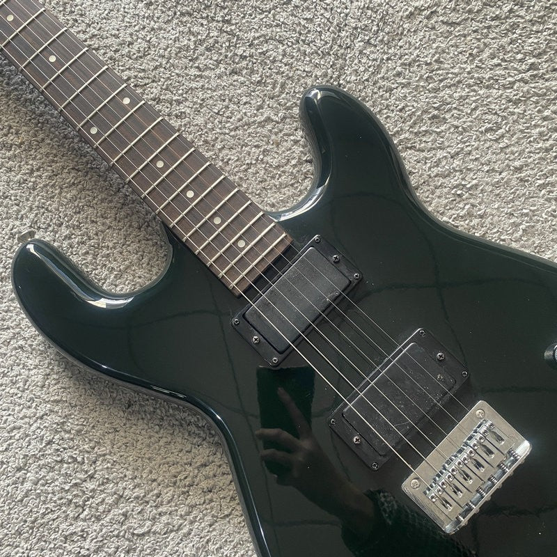 Custom Guitar in Black, Basswood Body, Maple Neck, 22 Frets Rosewood F