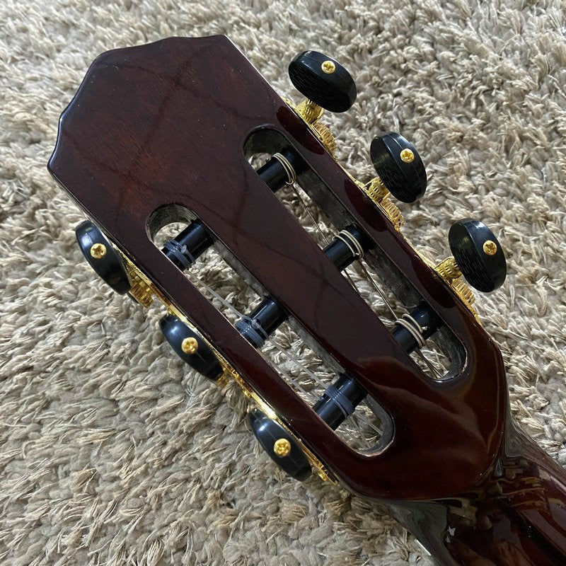 39 Inch Classical Guitar, Red Pine Mahogany Body, Rosewood Fingerboard