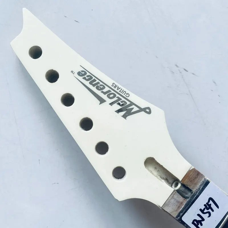 White Electric Guitar Maple Wood Neck, Rosewood 24 Frets Fingerboard