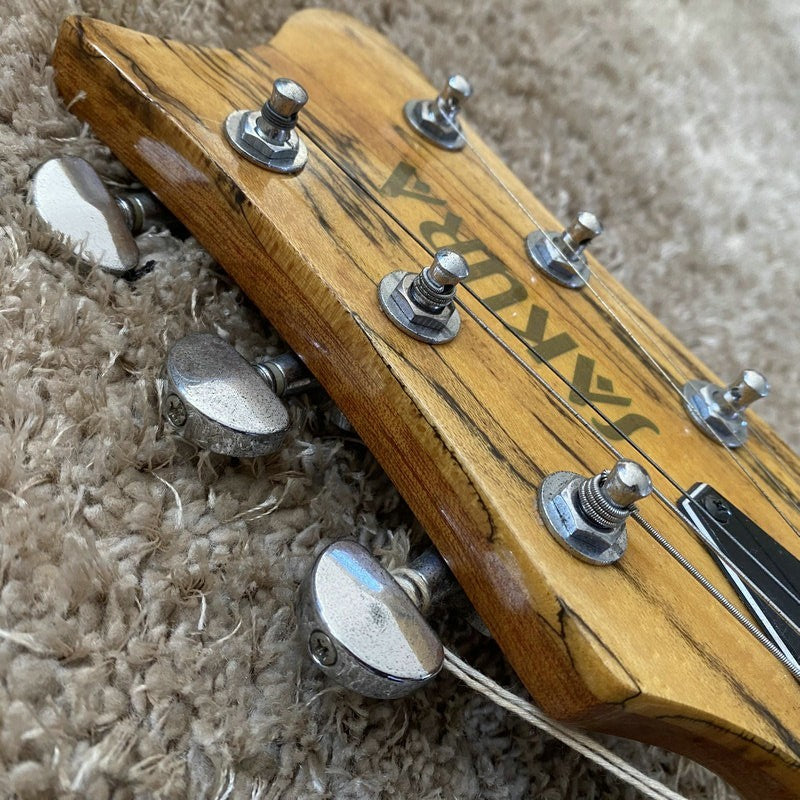 Sakura Guitar, Single Cut Maple Veneer Top Mahogany Body, Rosewood Fin