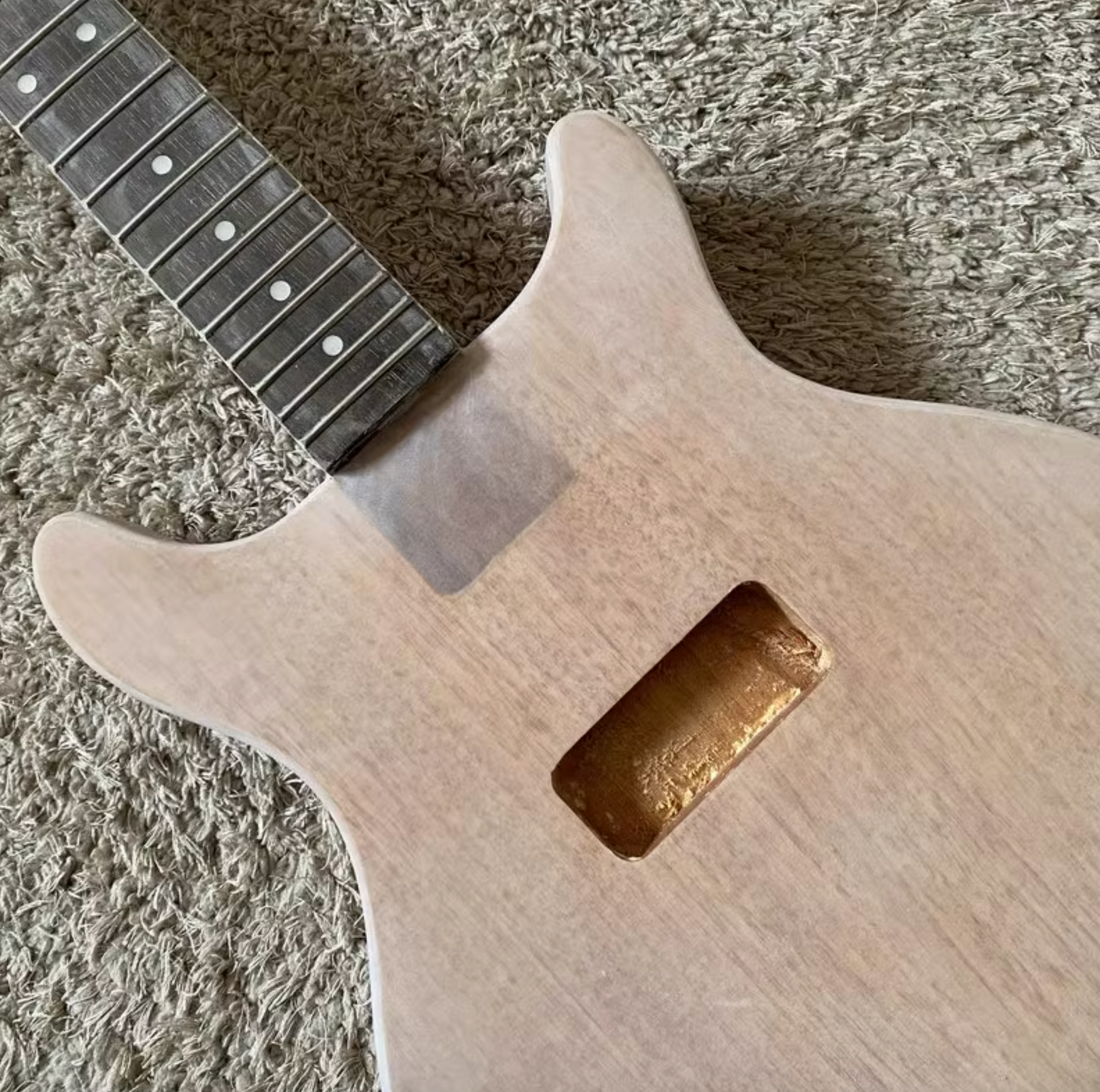 1 Set Mahogany Guitar Body, Rosewood Fretboard Neck Fit Les Paul Junio