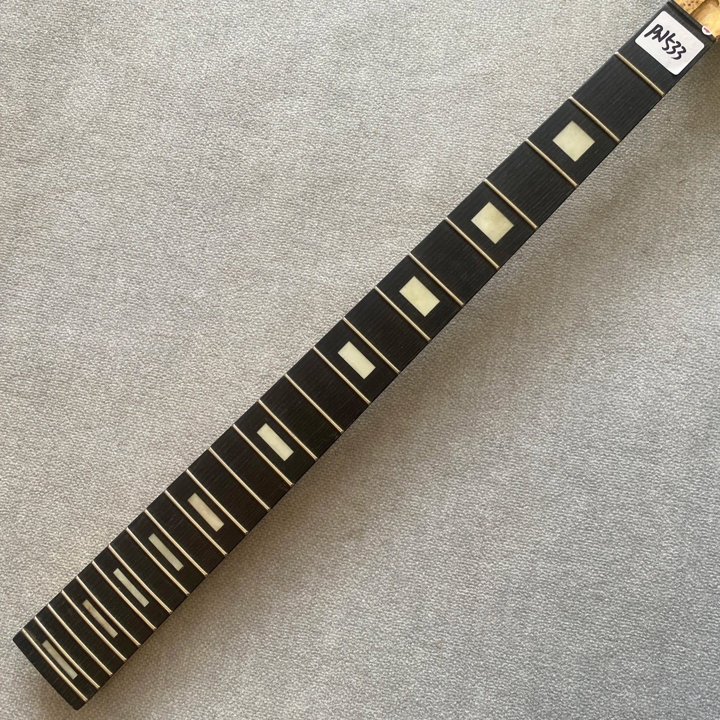 5 String Electric Bass Maple Wood Neck, 21 Frets Rosewood Fingerboard,