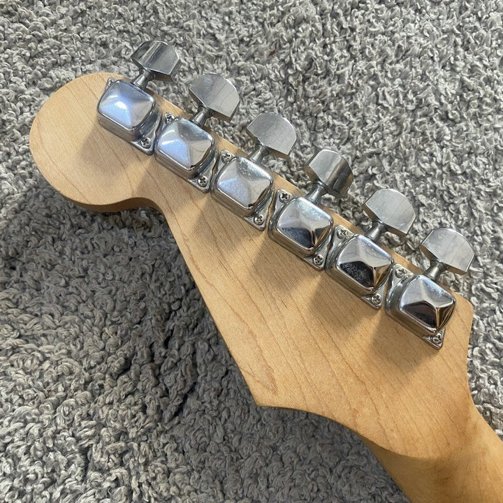 Sunburst Solid Basswood Body with Maple Neck DIY Project Kit