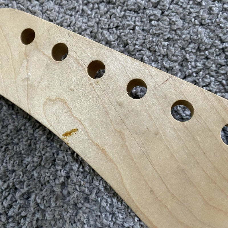 Maple Wood Banana Headstock Guitar Neck, Rosewood Fingerboard 22 Frets