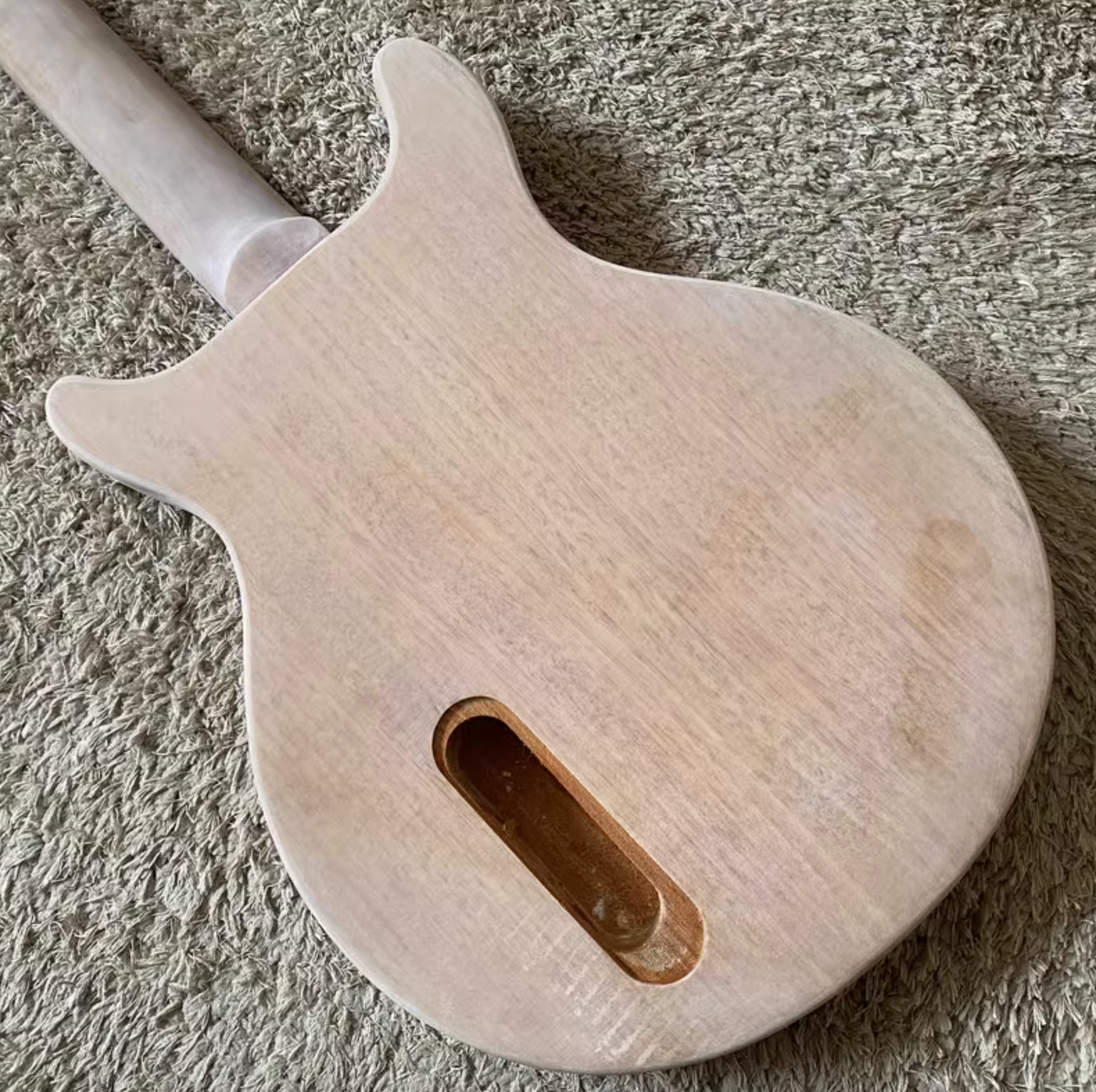 1 Set Mahogany Guitar Body, Rosewood Fretboard Neck Fit Les Paul Junio