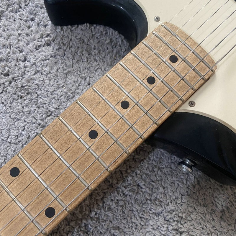 Glossy Black Electric Guitar, Solid Basswood Body, Maple Neck and Fing