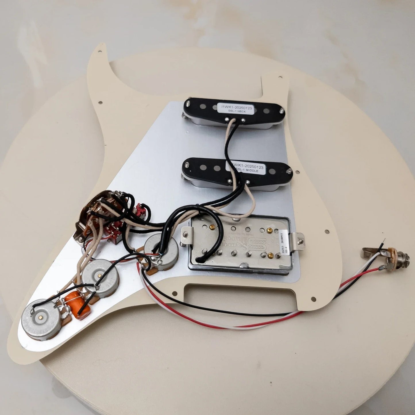 HSS Cream Guitar Loaded Prewired Pickguard Plate, Alnico Pickups Fit S