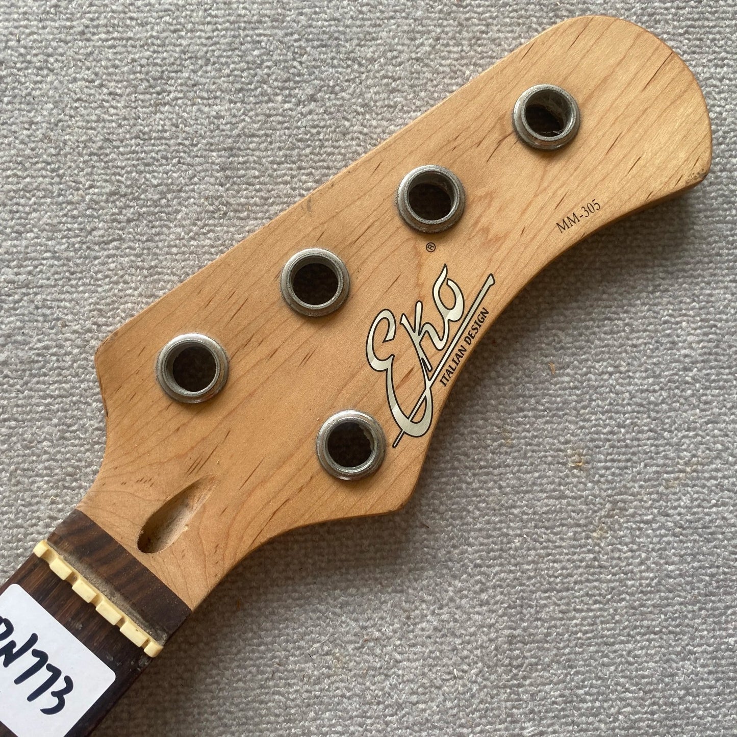 Eko 5 String Electric Bass Maple Wood Neck, Rosewood Fretboard 21 Fret