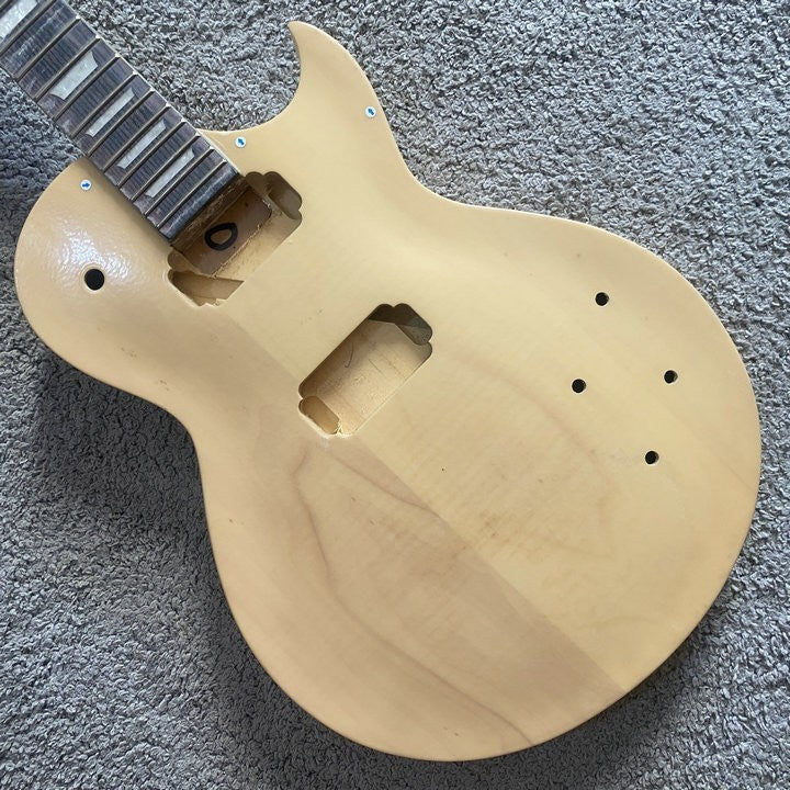 1 Set Basswood Guitar Body with Maple Neck, Rosewood Fingerboard Fit L