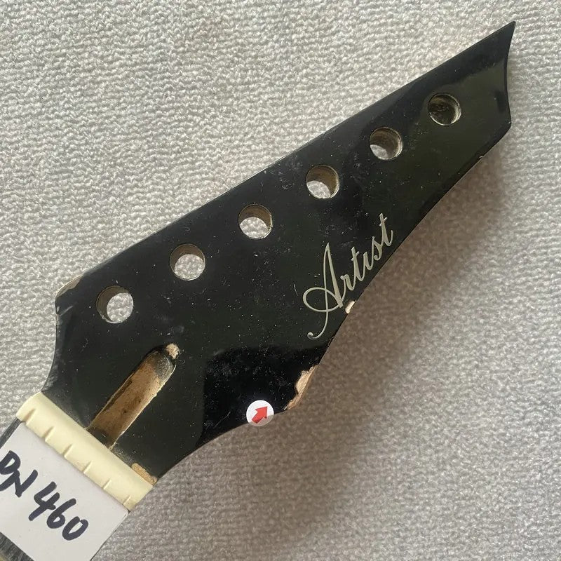 Black Electric Guitar Maple Wood Neck, Rosewood 24 Frets Fingerboard