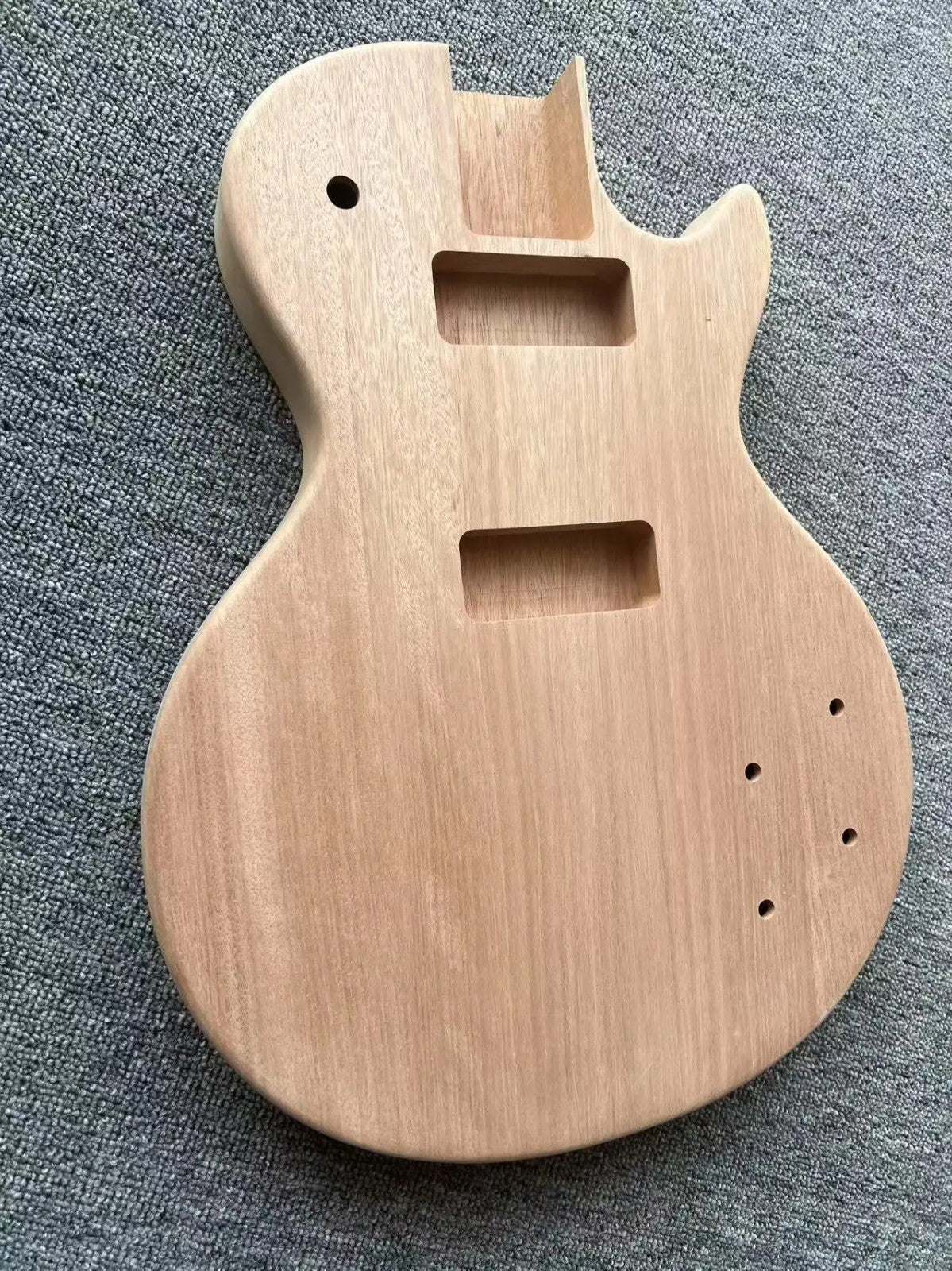 Single Cut Mahogany Guitar Body, P90s Pickups, Rosewood Fretboard Neck