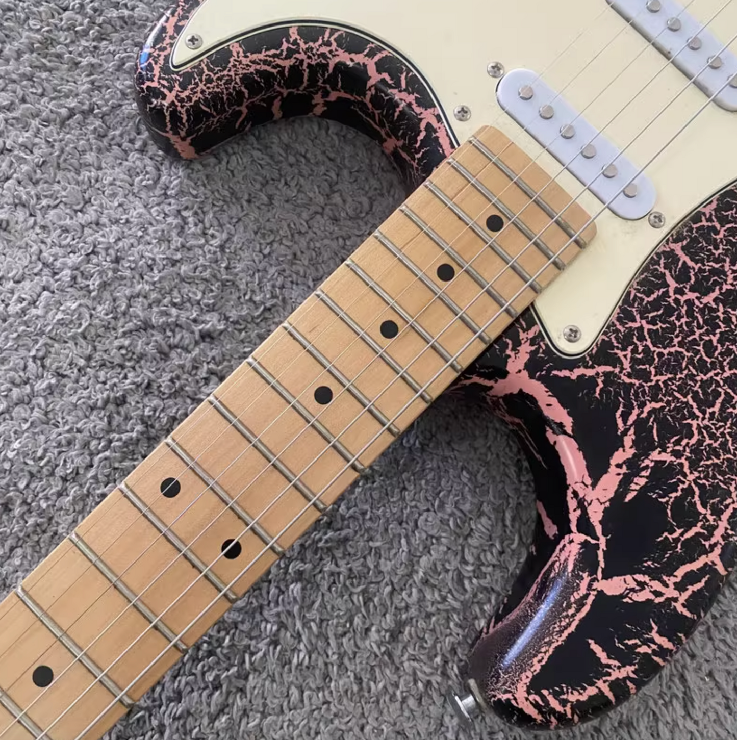 Custom Finish Guitar SSS, Purple Black Basswood Body, Maple Neck, 22 F