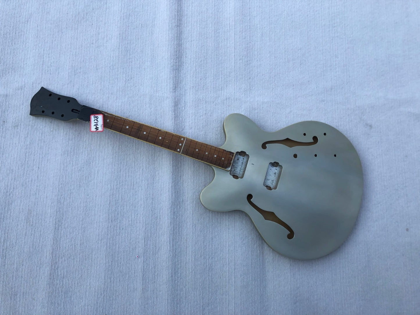 Metallic Silver Semi Hollow Jazz Guitar Body with Neck, Rosewood Fretb