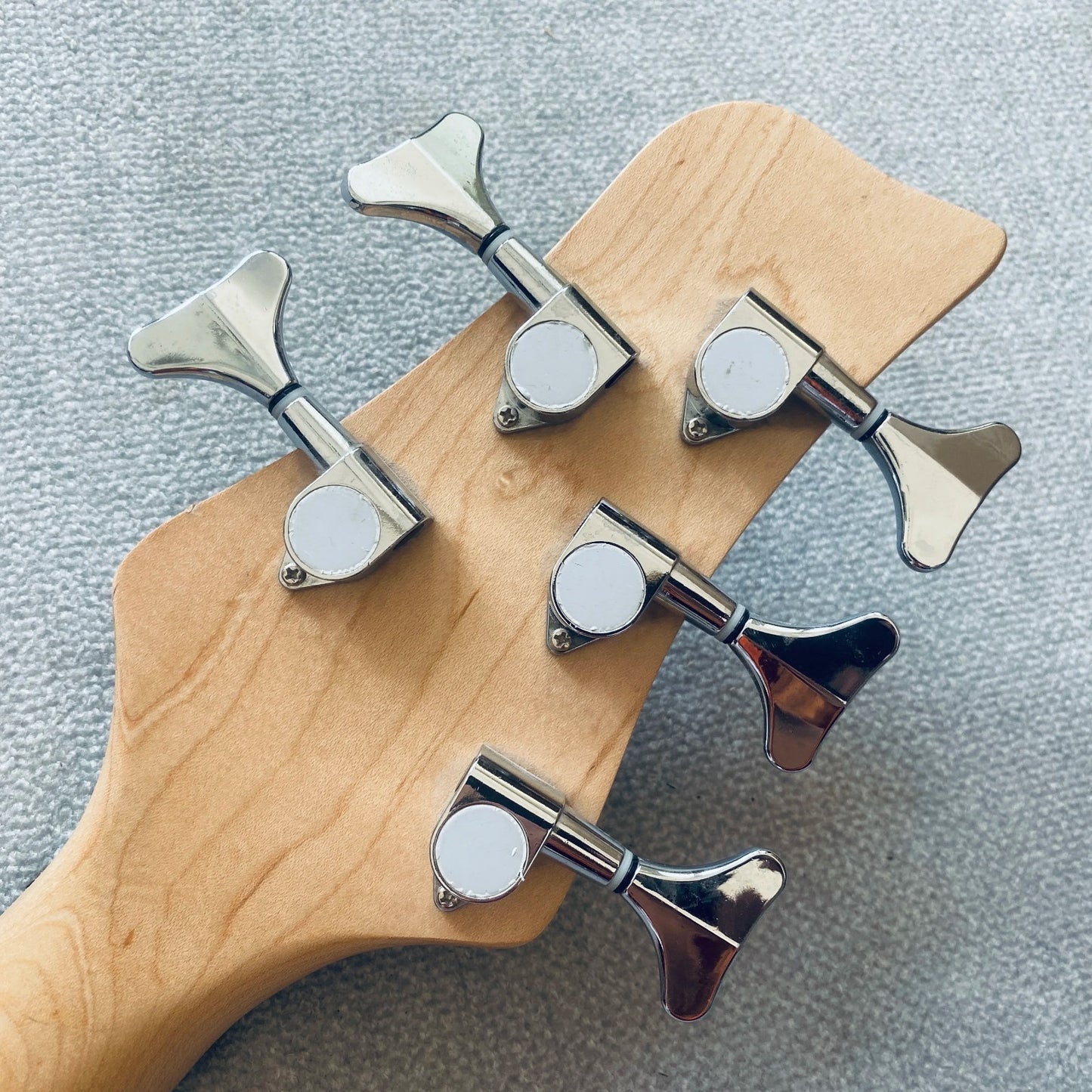 Babilon 5 String Bass Maple Neck, Rosewood Fingerboard 22 Frets
