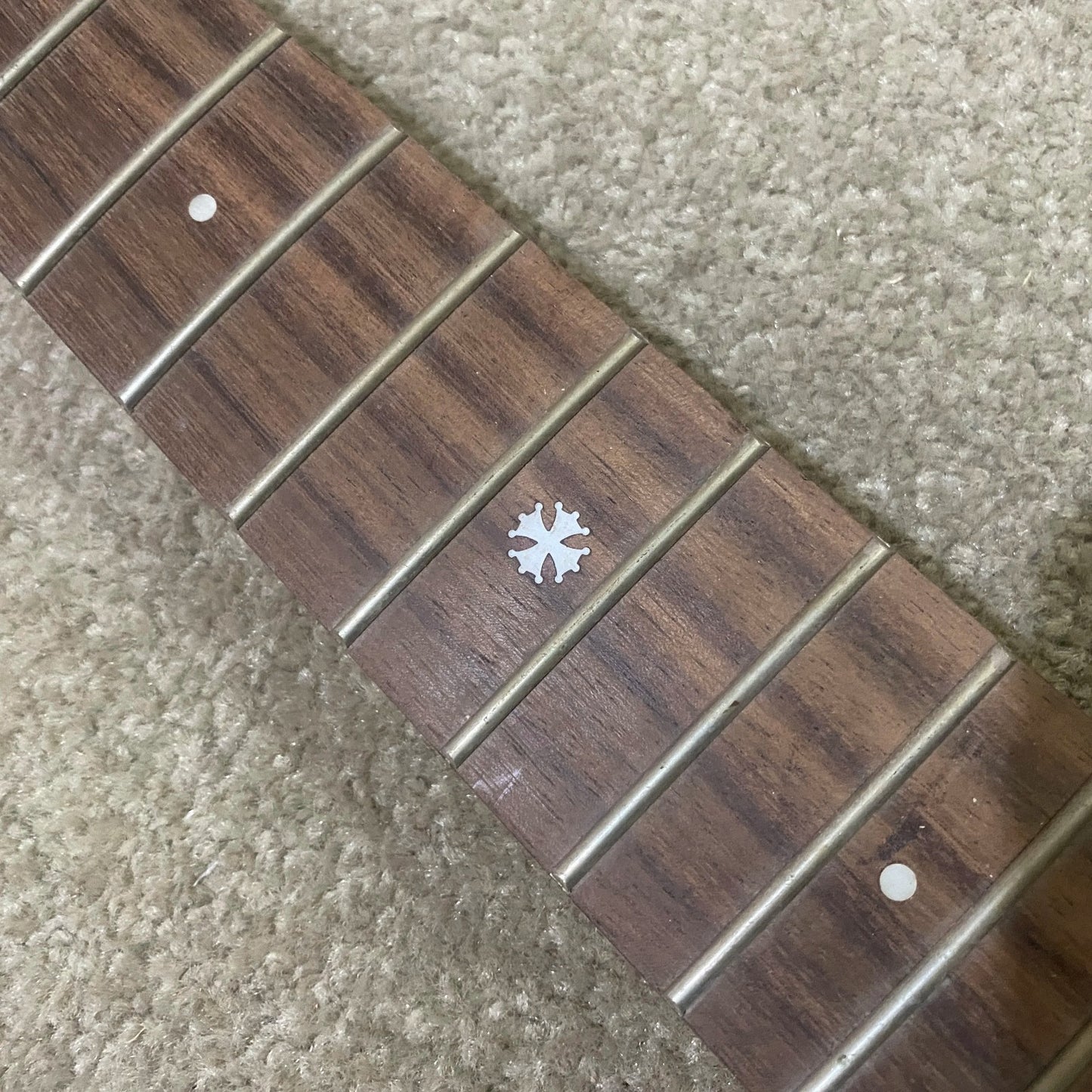 Maple Wood Left Handed guitar Neck, Rosewood Fingerboard 24 Frets