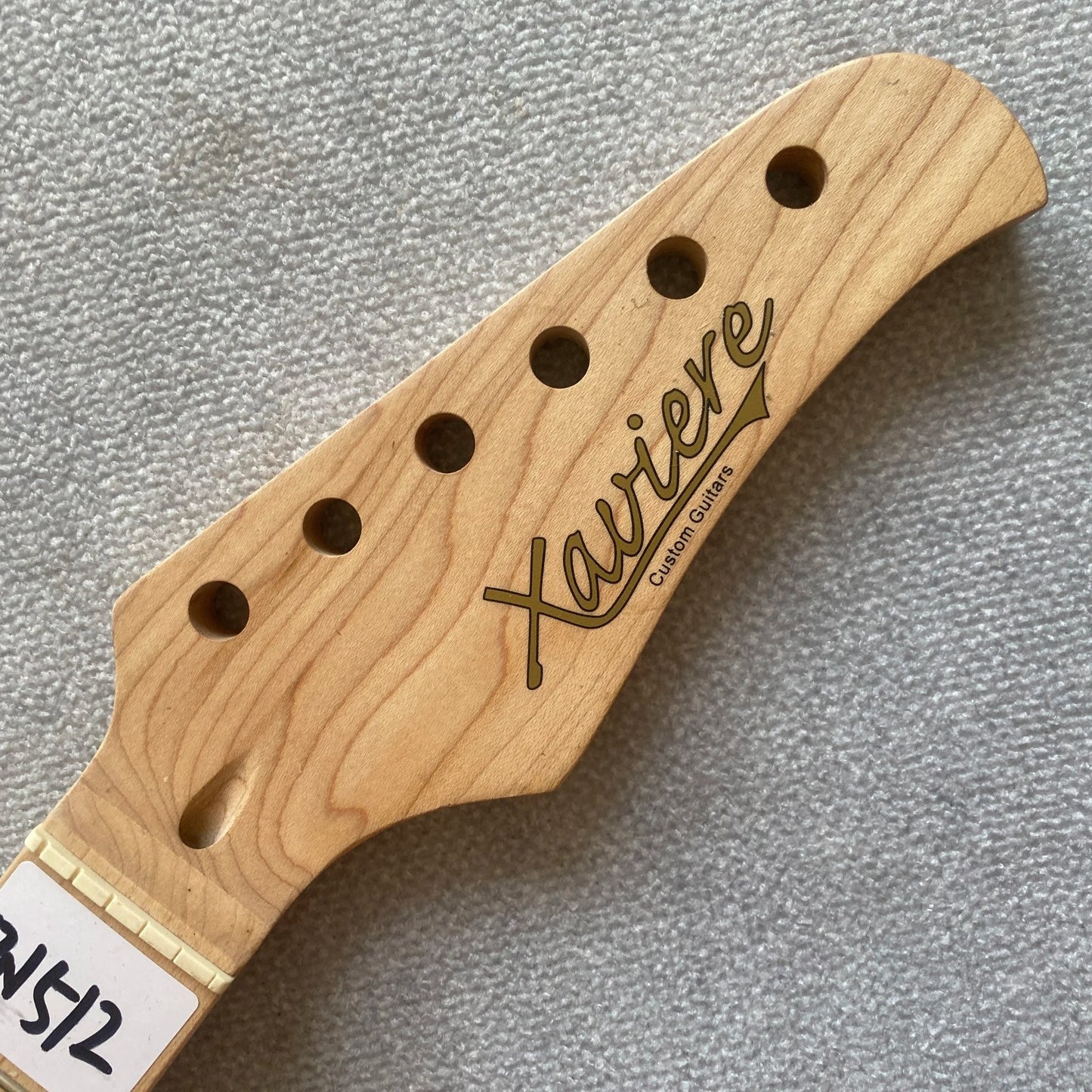 Xaviere Electric Guitar Maple Wood Neck, 22 Frets Fingerboard Fretboar