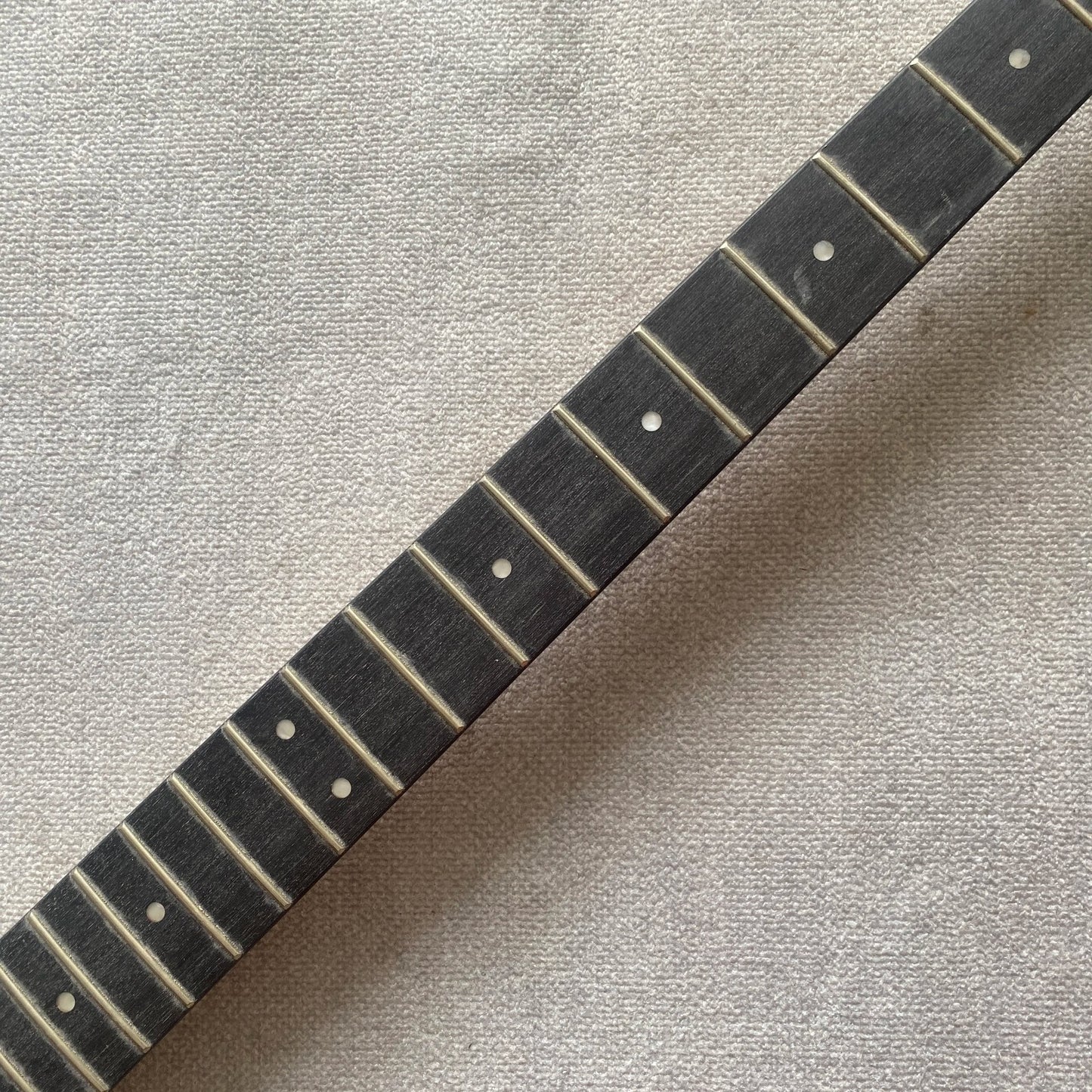 24 Frets Rosewood Fingerboard 4 String Bass Maple Neck