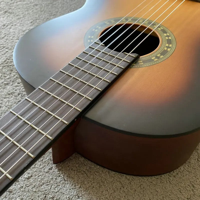 39Inch Sunburst Classical Guitar Spruce Mahogany Body, Rosewood Finger