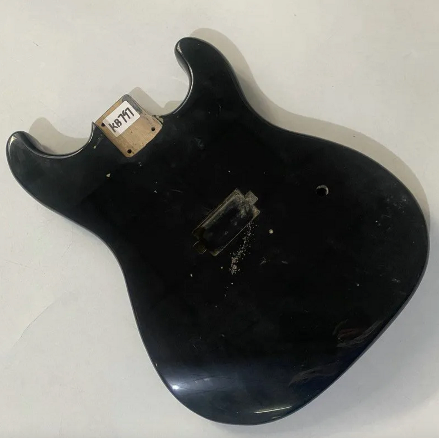 Black Basswood Guitar Double Cutaway Body with Single Humbucker Pickup
