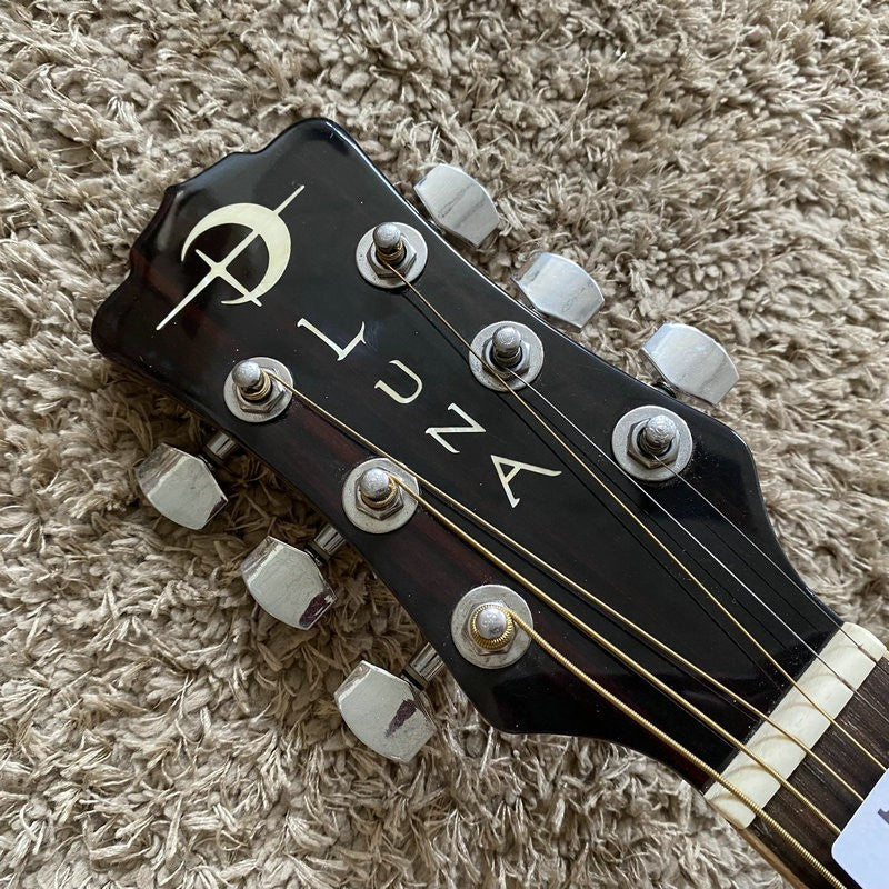 Luna Acoustic Guitar, Red Pine Top Body, Mahogany Neck, Rosewood Finge