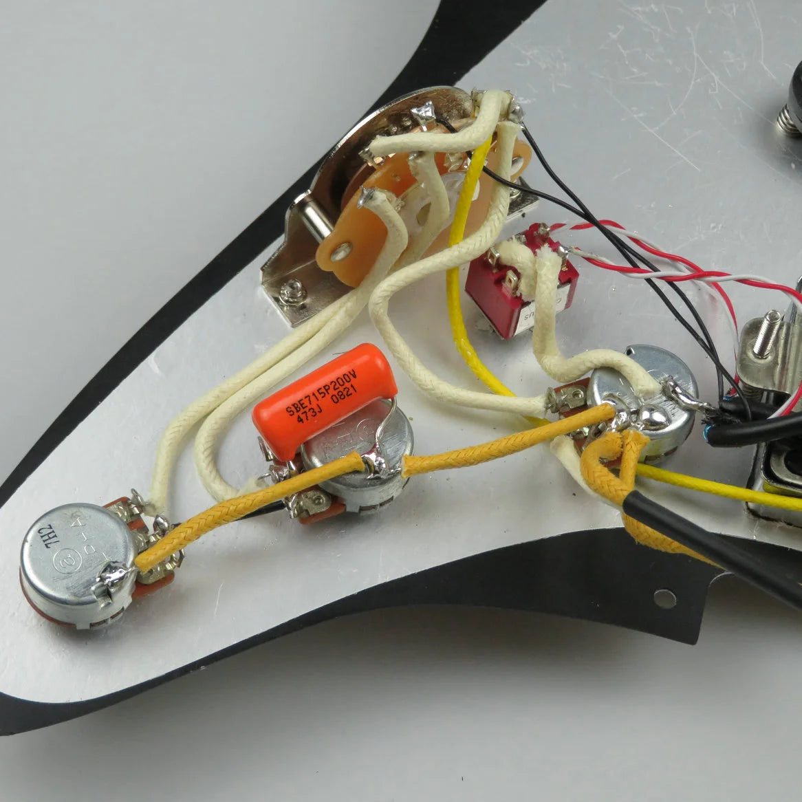 Prewired Multifunction Wiring HSH Pickguard lp Alnico 5 Humbucker Pickups Wiring Harness Connection 20 tone switching For Stratocaster Strat
