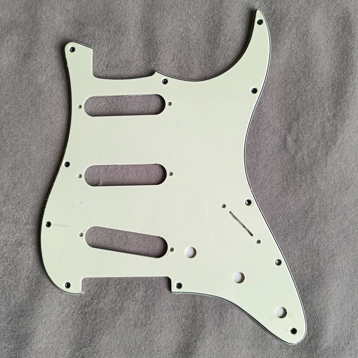 SSS Upgrade Prewired Pickguard Set Multifunction Switchwith Dual Hot Rail High Output Pickups 4 Single Cut Switch Guitar Parts For Stratocaster Strat
